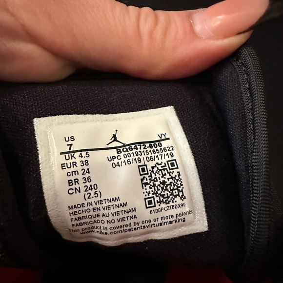 Nike shoes no box - Picture 7 of 9